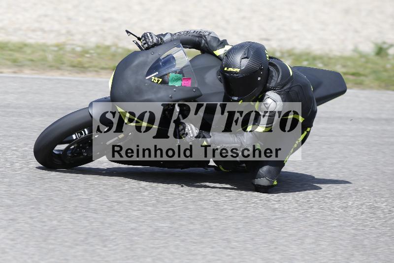 /08 17.04.2026  TZ Motorsport ADR/Gruppe gruen/137